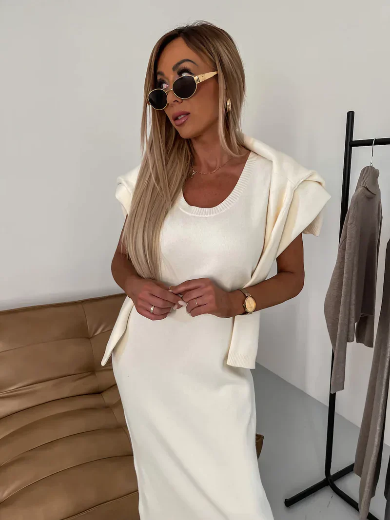 Gebreide Set met Coltrui – Midi Rok en Trui