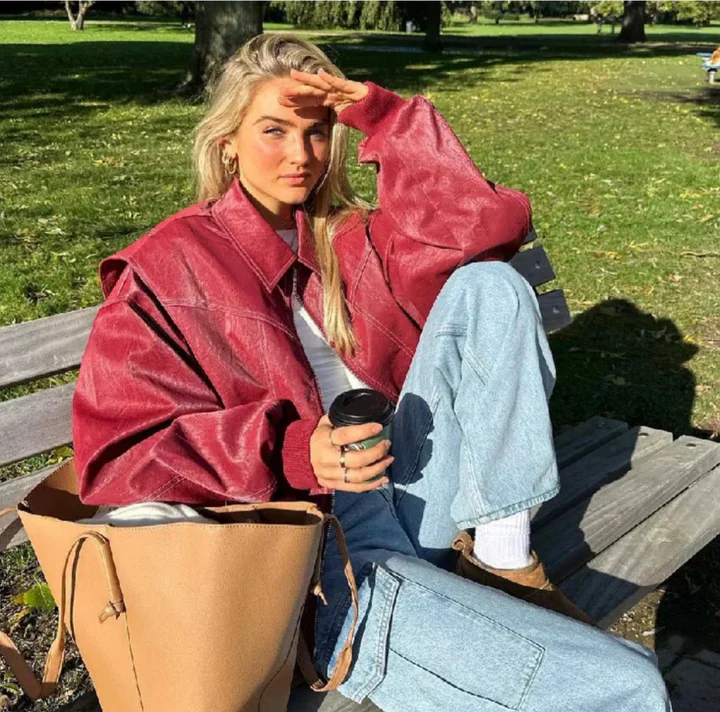 Oversized damesjas van imitatieleer – Ritssluiting en contrastnaden